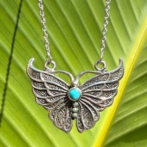 925 Silver Butterfly with Turquoise Plate Pendant Necklace